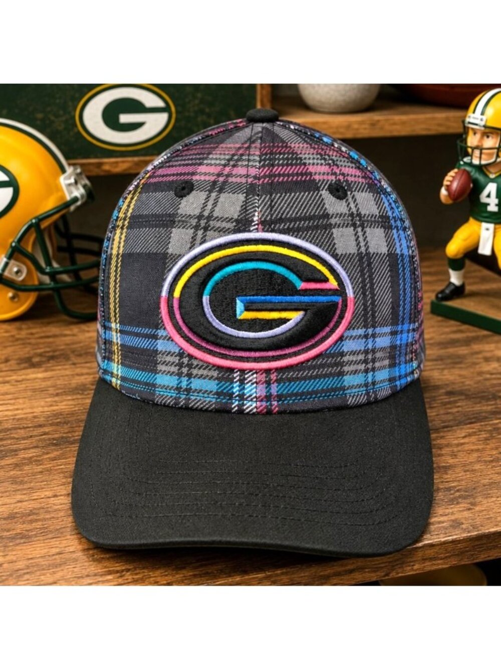 New Era Green Bay Packers 39THIRTY Hat Plaid Crucial Catch 2024 S M Cancer Cap